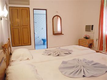 D'Souza'S Holiday Homes Candolim Exterior photo