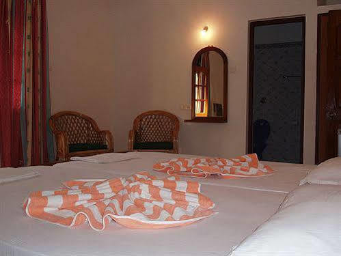 D'Souza'S Holiday Homes Candolim Exterior photo